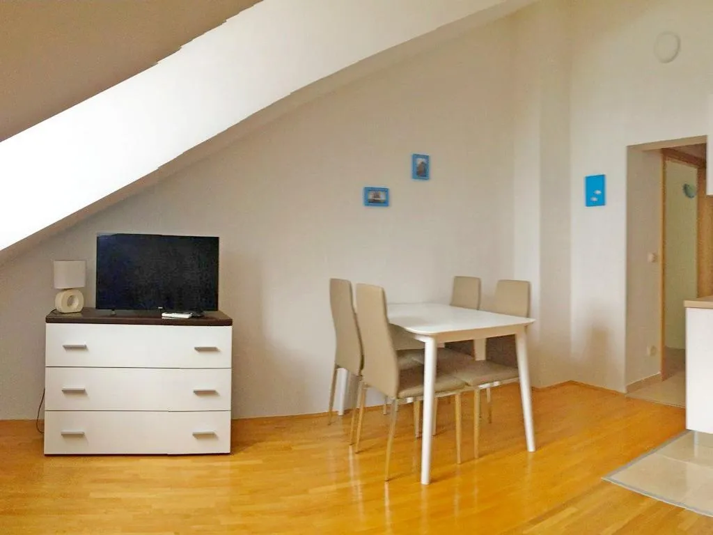 APARTMENT CAPACITY 4 Room, Apartments Iskra Duce, Split