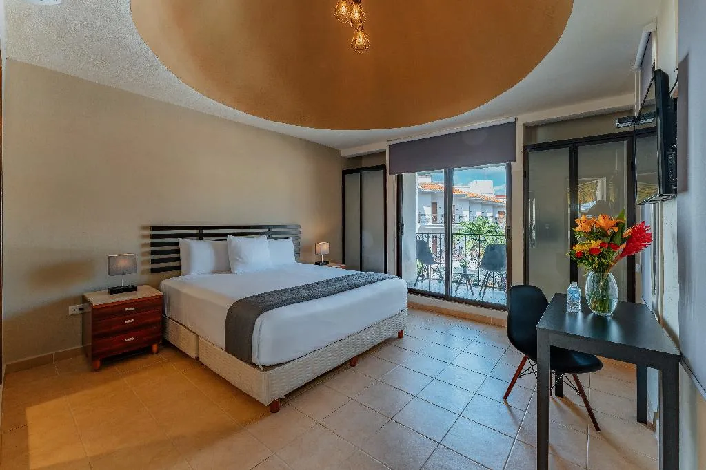 SUITE KING SIZE BED Room, Hotel Brisas 5a Av., Playa Del Carmen