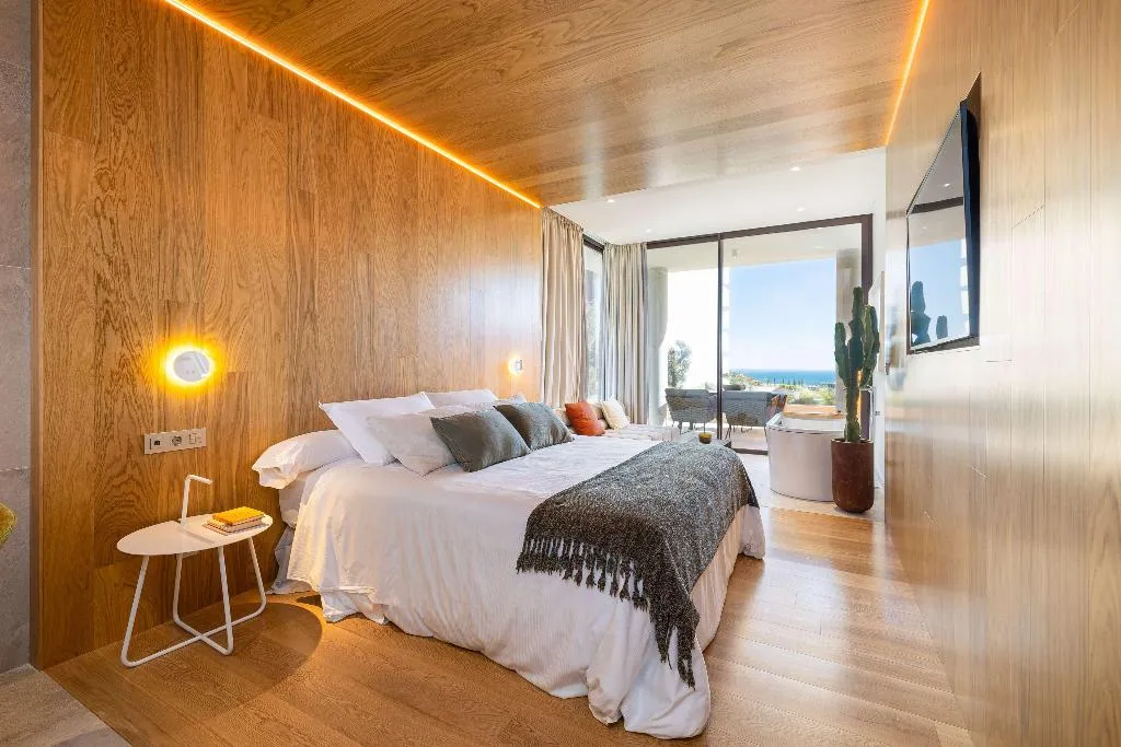 STUDIO ONE BED Room, Leiro Residences - Preferred Hotels & Resorts, Costa Del Sol