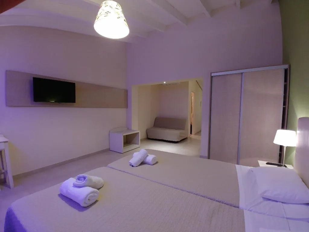 STUDIO DELUXE Room, Onar Corfu Aparts & Studios, Corfu