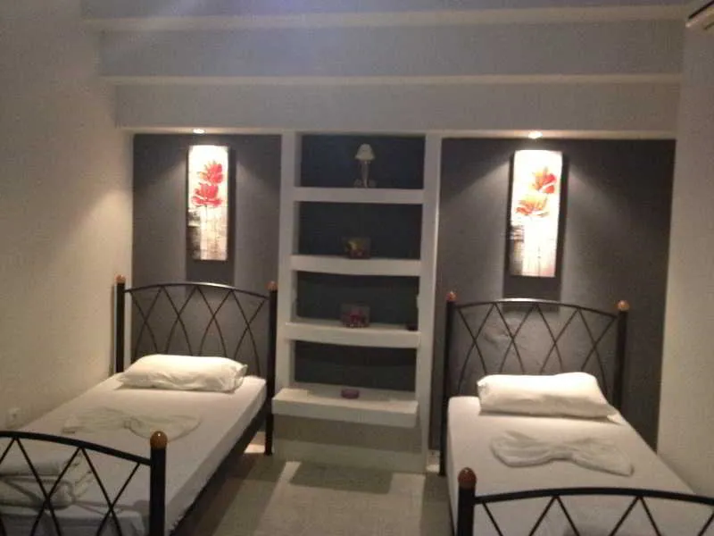 Room, Vp Belair, Santorini