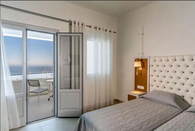 DOUBLE DELUXE Room, Santorini Palace, Santorini