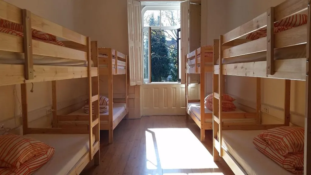 General view, O2 Hostel, Porto
