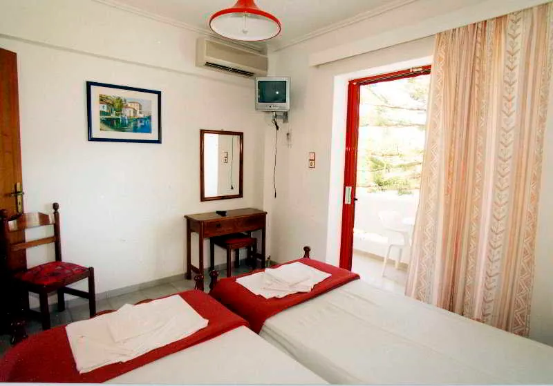 APARTMENT CAPACITY 2 ONE BEDROOM Room, Lenaki, Kos