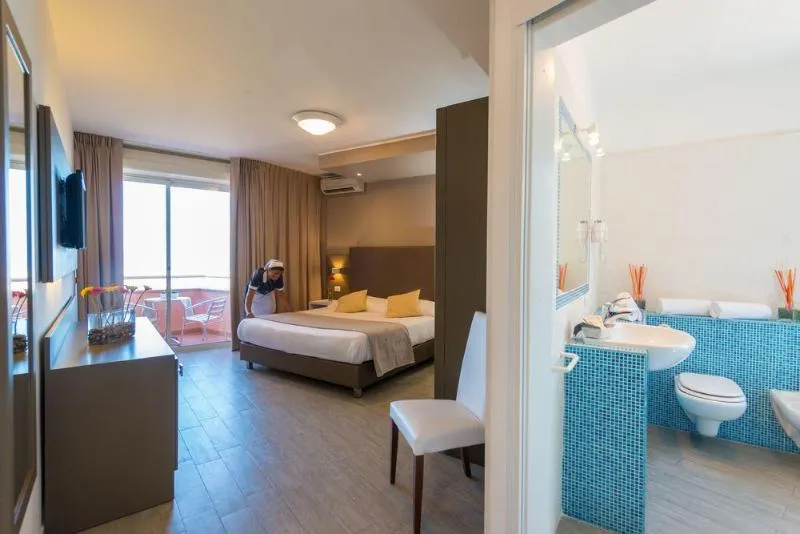 Room, Bel 3, Palermo