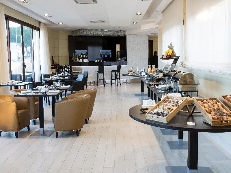 Restaurant, Radisson Blu Ghr Hotel Rome, Rome