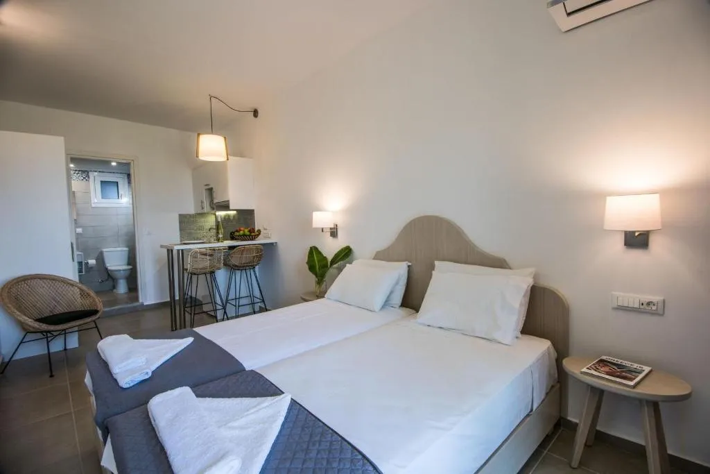 STUDIO SUPERIOR Room, Mirabella Apartments, Crete