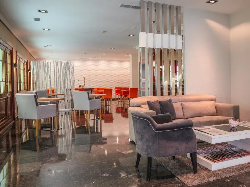 Lobby, Serrano, Madrid
