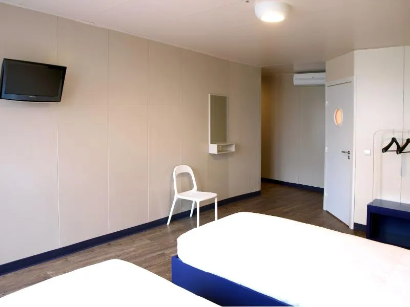 TWIN STANDARD Room, Herculano Porto Stays, Porto