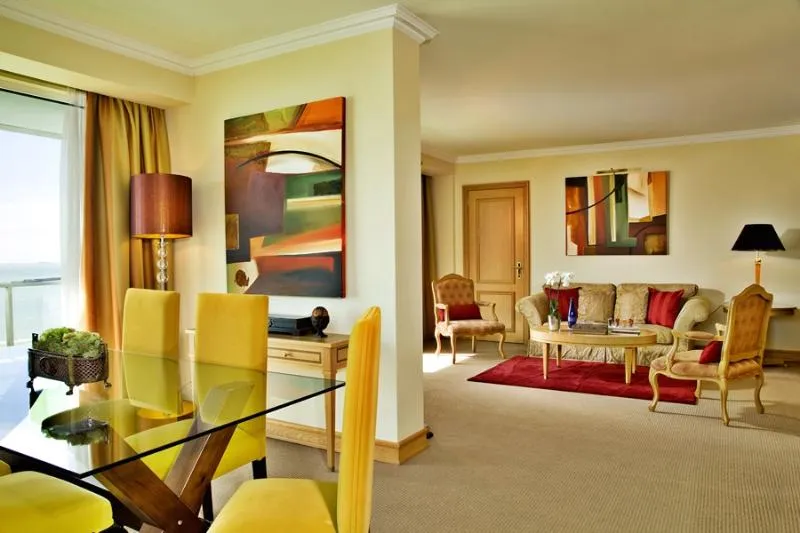 SUITE CAPACITY 1 Room, Hotel Cascais Miragem Health & Spa, Lisbon