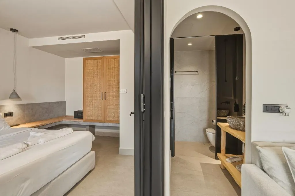 SUITE ONE BED Room, Volta Seaside Boutique Hotel, Crete