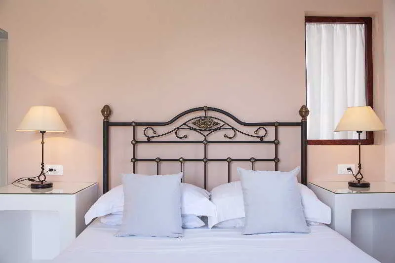 SINGLE SUPERIOR Room, Veggera Hotel, Santorini