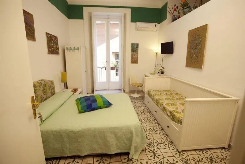 General view, B&B Platamon, Naples
