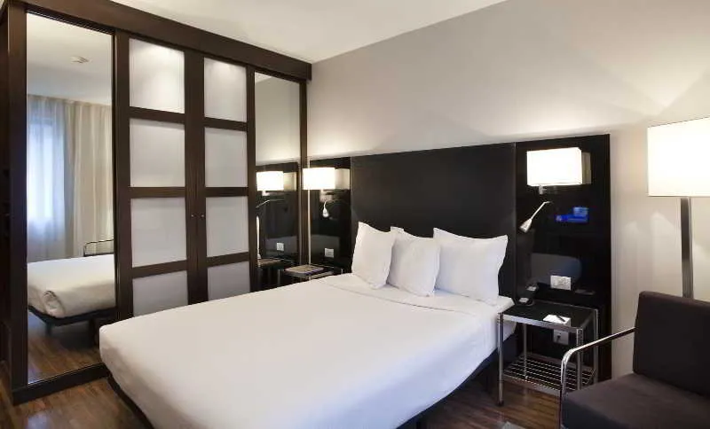 DOUBLE SINGLE USE STANDARD Room, AC Madrid Feria, Madrid
