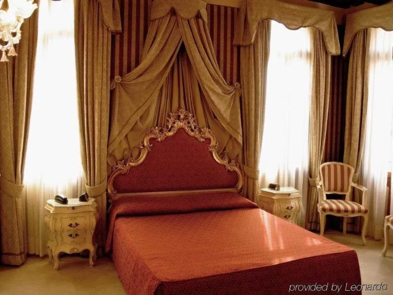 DOUBLE STANDARD Room, Ca' Formosa, Venice