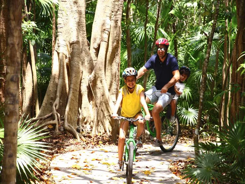 Sports and Entertainment, Sandos Caracol Nature Resort & Water Park All Incl, Playa Del Carmen