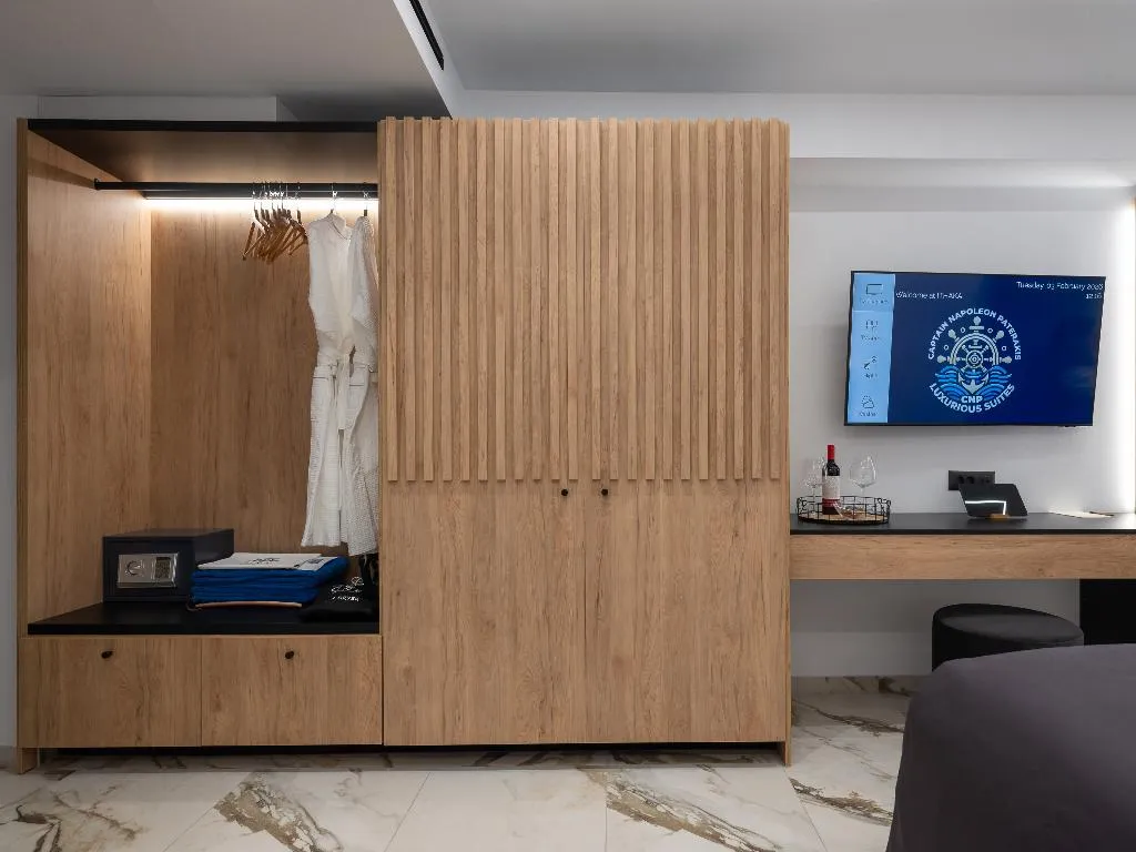 SUITE CLASSIC Room, Captain Napoleon Paterakis CNP Luxurious Suites, Crete