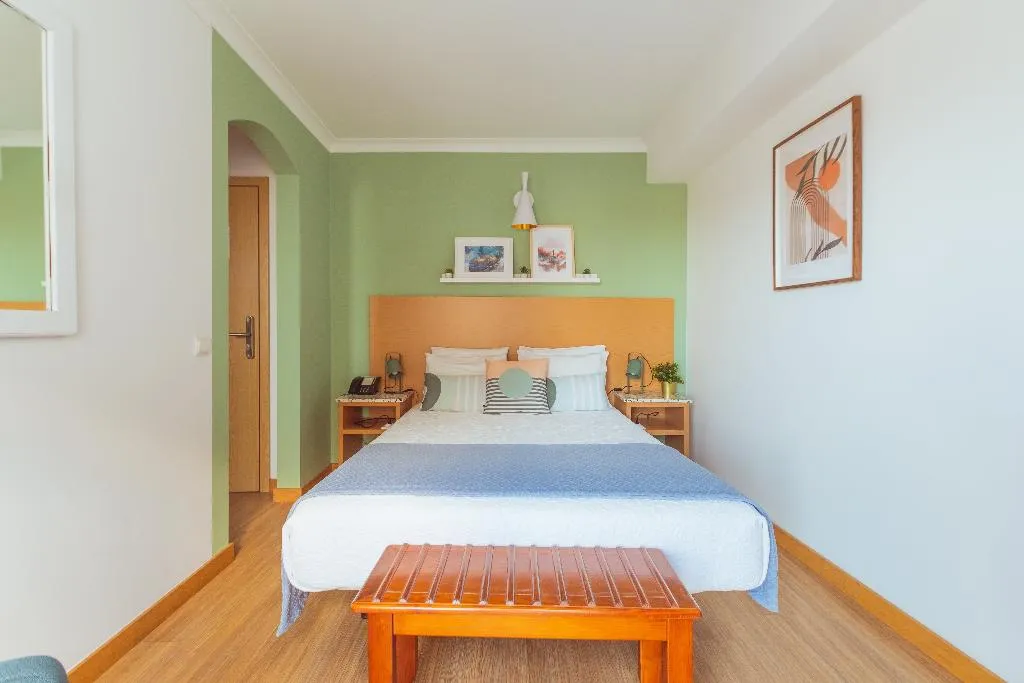 Double or Twin STANDARD Room, WOT Ericeira, Lisbon