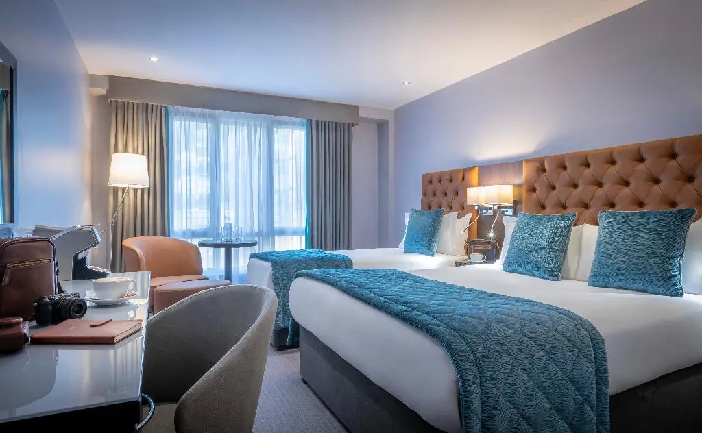 FAMILY ROOM STANDARD Room, Grand Canal Hotel, Dublin