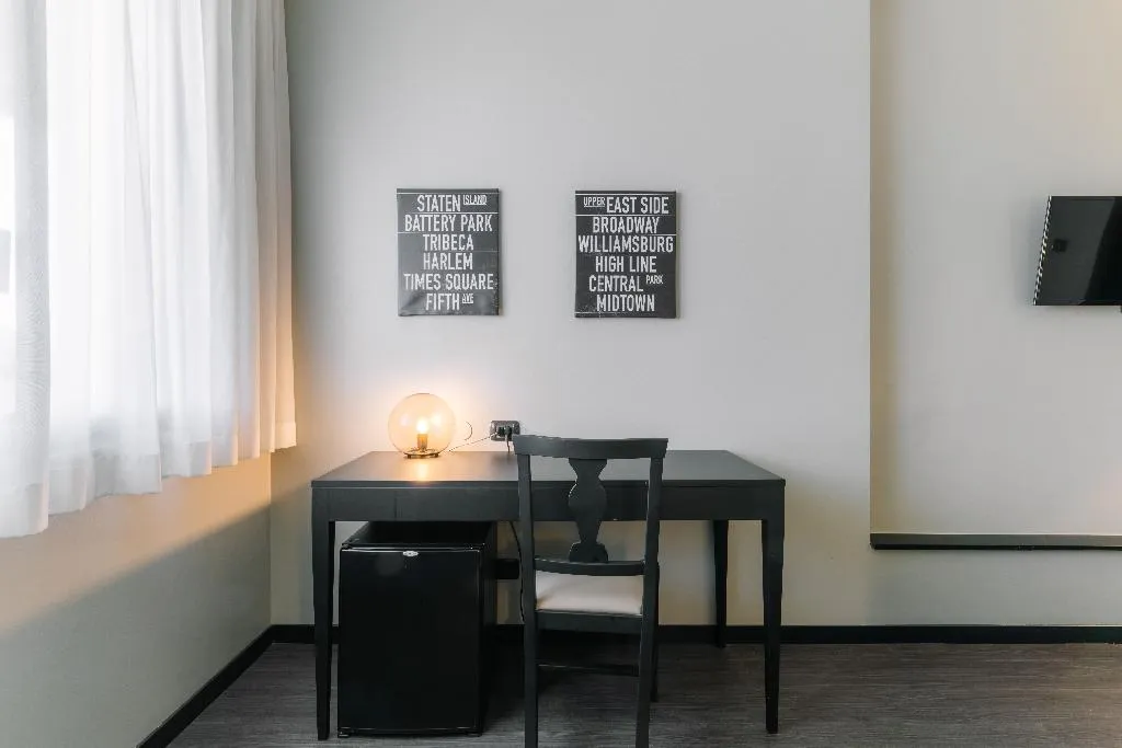 Room, Smart Hotel King, Milan