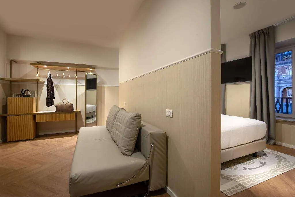 Room, Cosmopolita Hotel Rome, Tapestry Collection by Hil, Rome