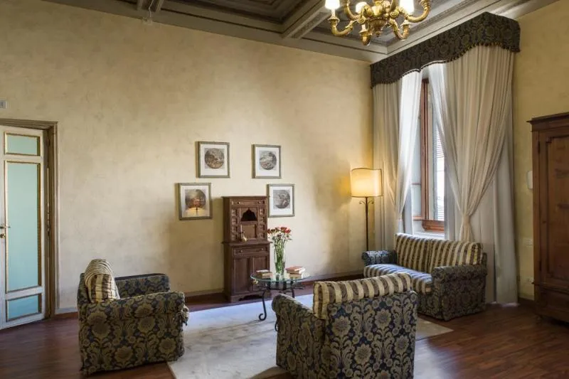 General view, Residenza Castiglioni, Florence