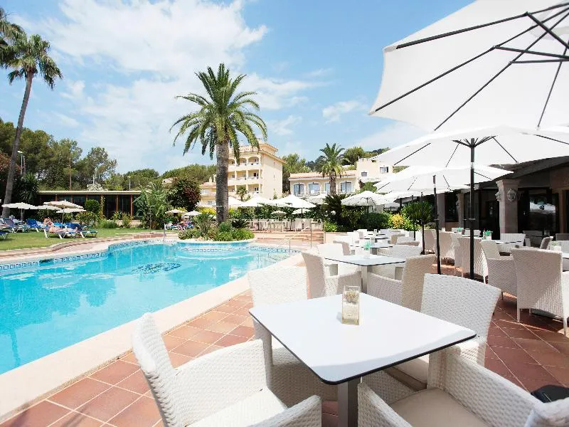 Terrace, Grupotel Nilo & Spa, Majorca