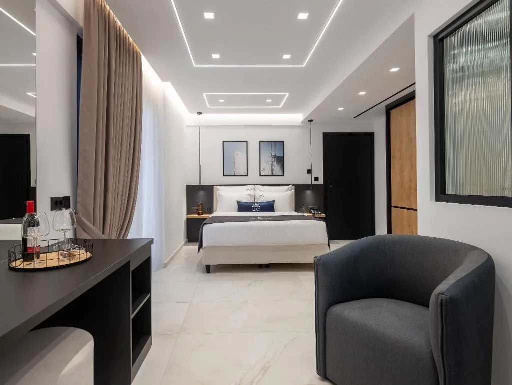 SUITE DELUXE Room, Captain Napoleon Paterakis CNP Luxurious Suites, Crete