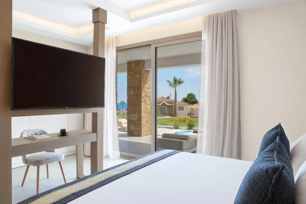 VILLA EXECUTIVE Room, Ajul Luxury Hotel & Spa Resort Registry Collection, Halkidiki