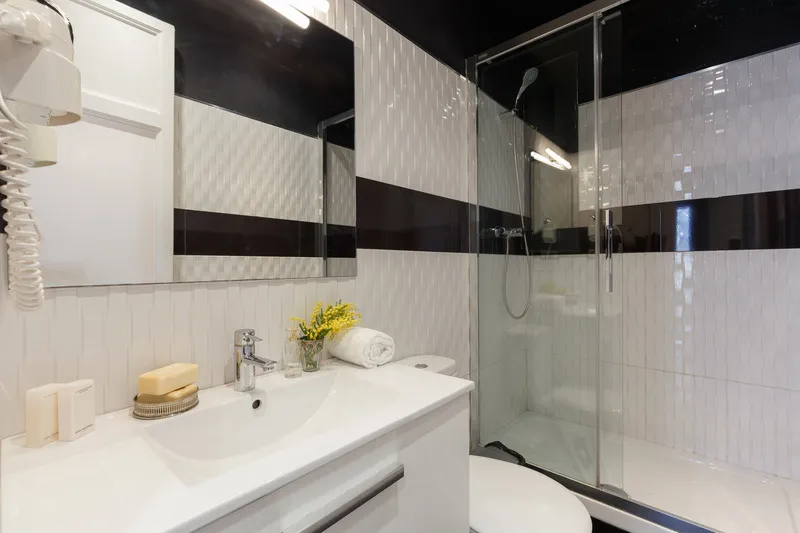 APARTMENT CAPACITY 6 Room, AinB Eixample-Miro Apartments, Barcelona
