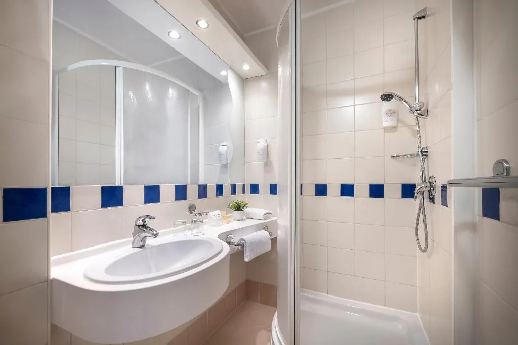 DOUBLE CLASSIC Room, Valamar Diamant Hotel, Istria