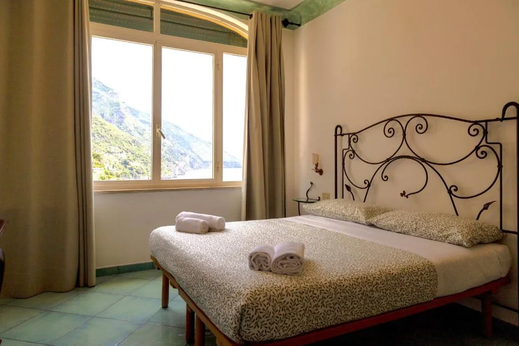 DOUBLE SEA VIEW Room, Hotiday Positano Sea View, Naples