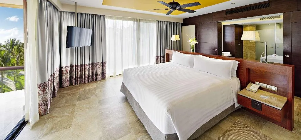 SUITE PREMIUM OCEAN FRONT Room, Barceló Maya Caribe, Cancun Area