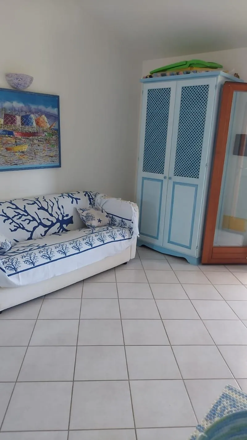 APARTMENT CAPACITY 4 Room, Reggia Di Nausicaa, Olbia
