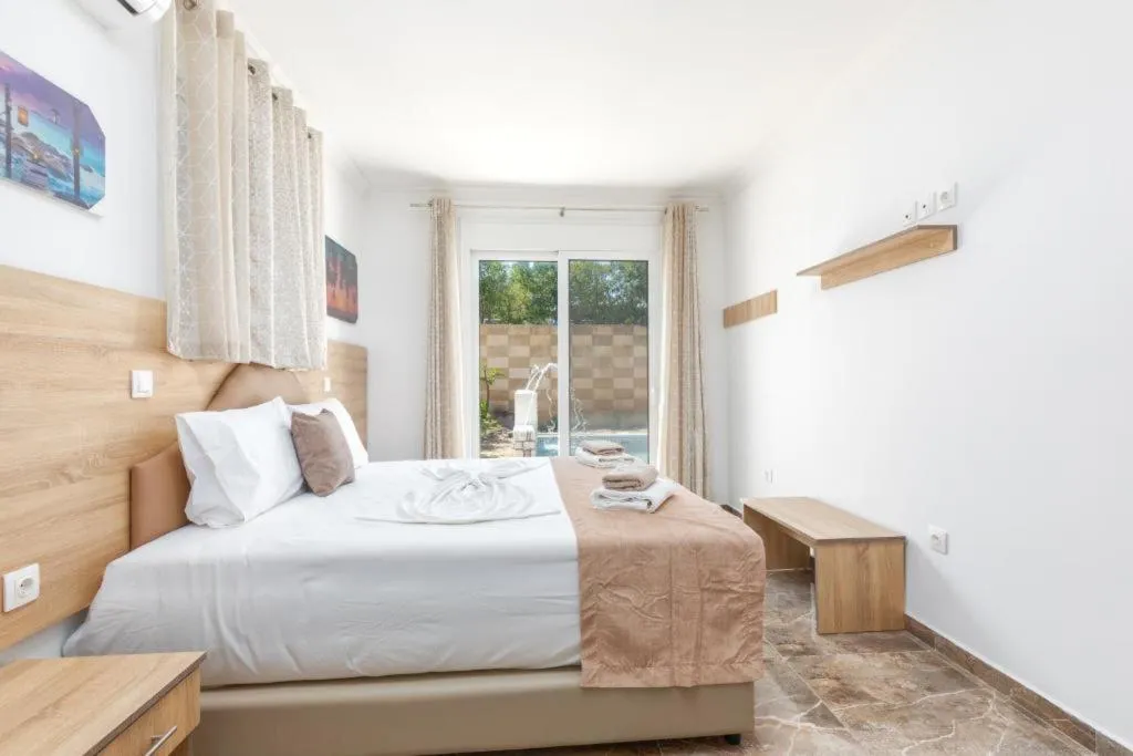 SUITE DELUXE THREE BEDROOM Room, Paradise Garden, Rhodes