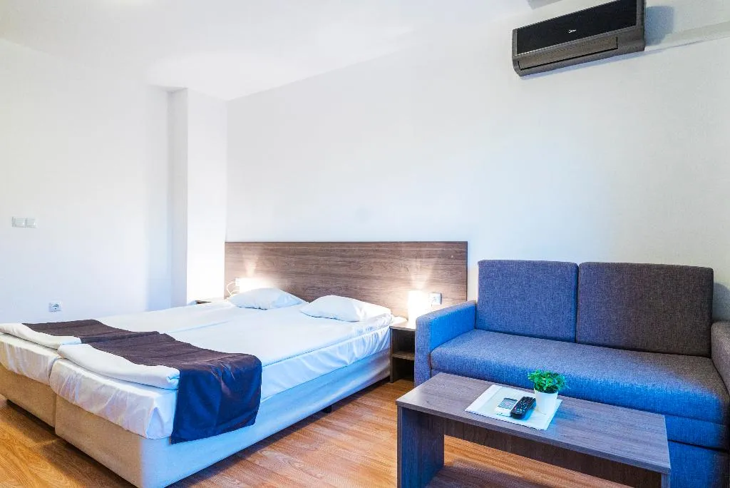 Double or Twin STANDARD Room, Admiral Plaza Hotel, Bourgas