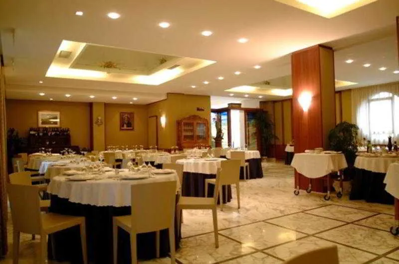 Restaurant, Solofra Palace, Naples