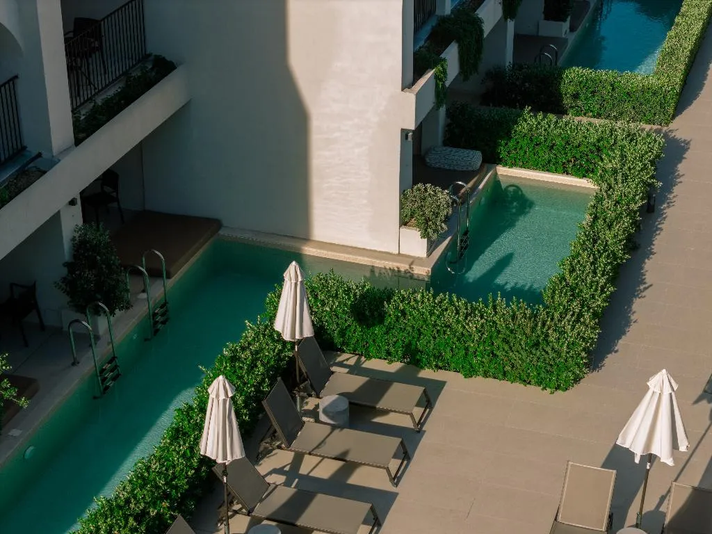 Pool, Planos Deluxe, Zante