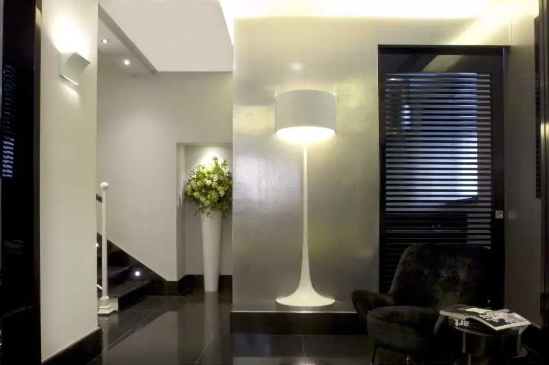Lobby, Mood 44, Rome