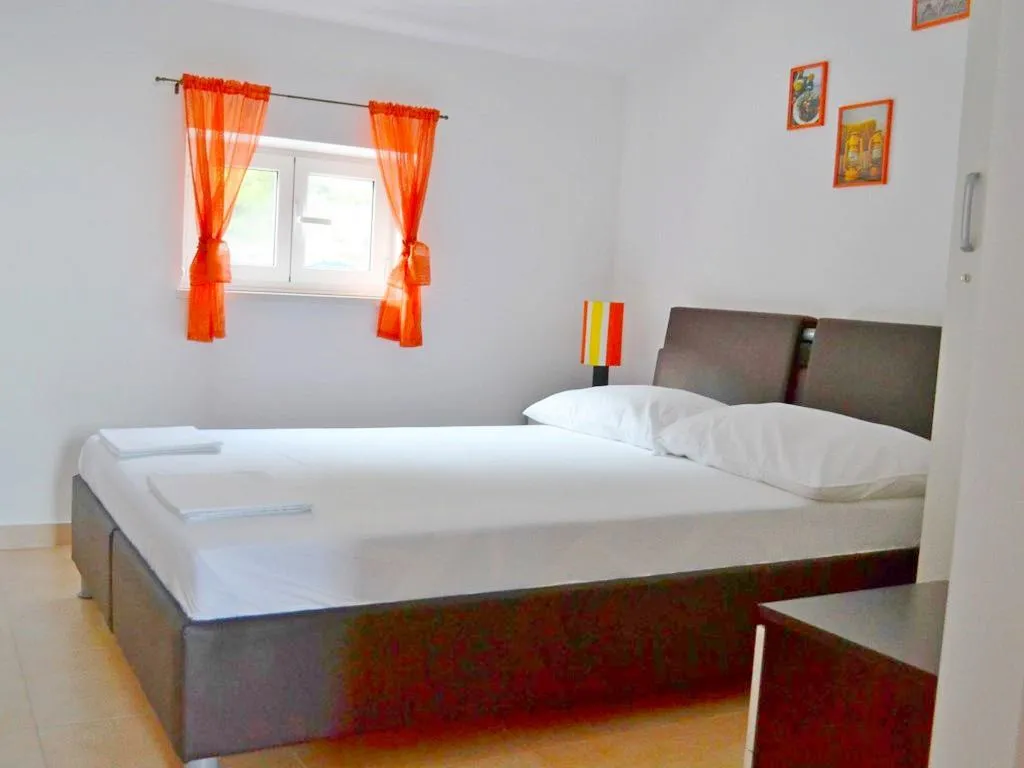 APARTMENT CAPACITY 4 Room, Apartments Iskra Duce, Split
