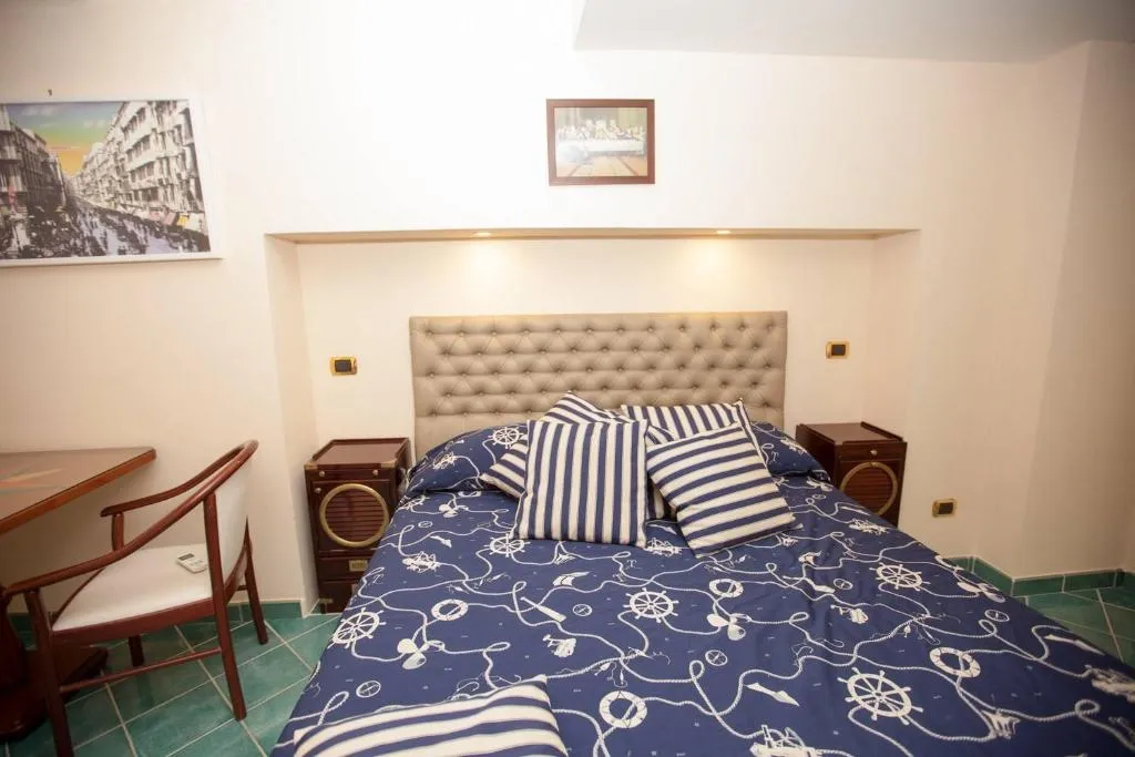 DOUBLE STANDARD Room, Hotel Ausonia, Naples
