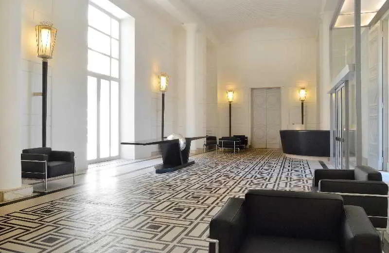 Lobby, Palazzo Esedra, Naples
