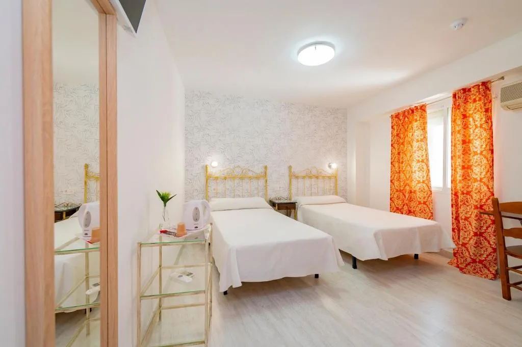 Double or Twin STANDARD Room, Hotel Manzanito, Andalucia
