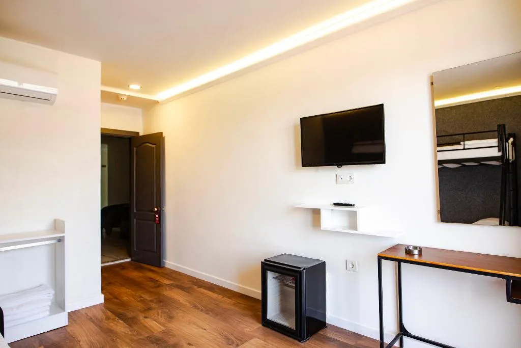 TRIPLE SIDE SEA VIEW Room, Belsun Boutique Hotel, Antalya