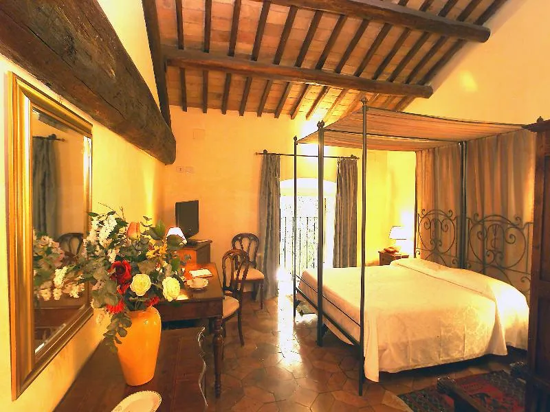 Room, Villa Ciconia, Perugia