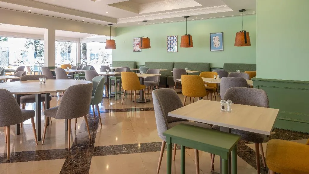 Restaurant, Holiday Inn Algarve Albufeira, an IHG Hotel, Algarve