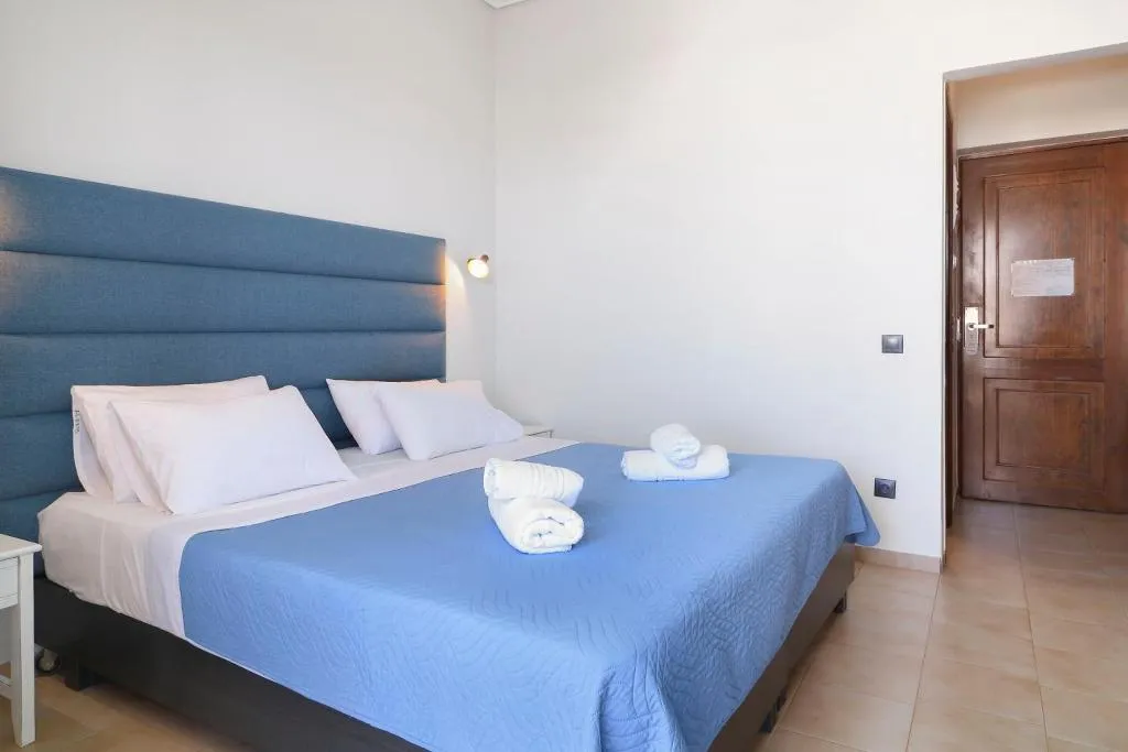 Double or Twin TWO BEDS Room, Alexis, Crete