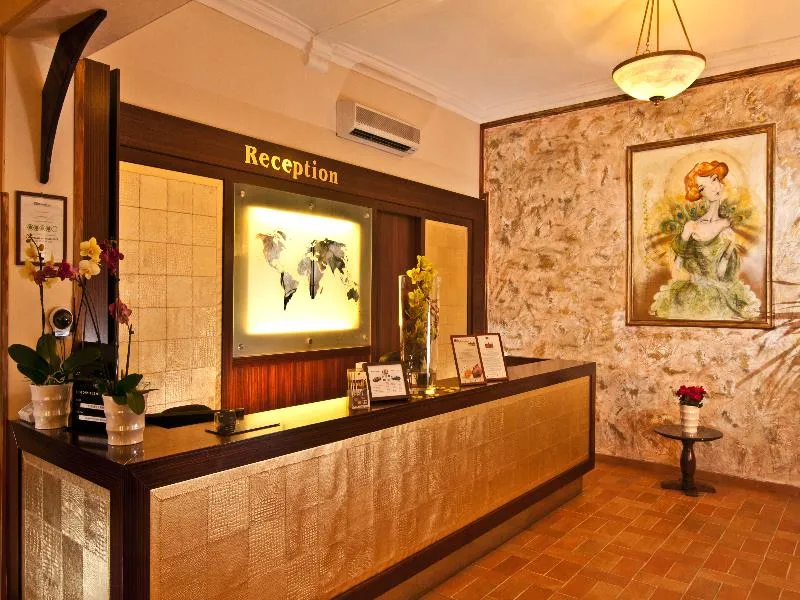 Lobby, Praga 1, Prague