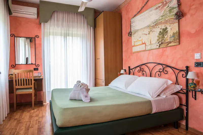 Room, Villa Morgana Resort & Spa, Catania