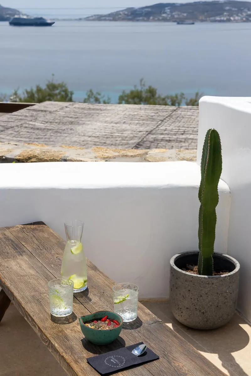 SUITE SEA FRONT Room, Rocabella Mykonos Hotel, Mykonos